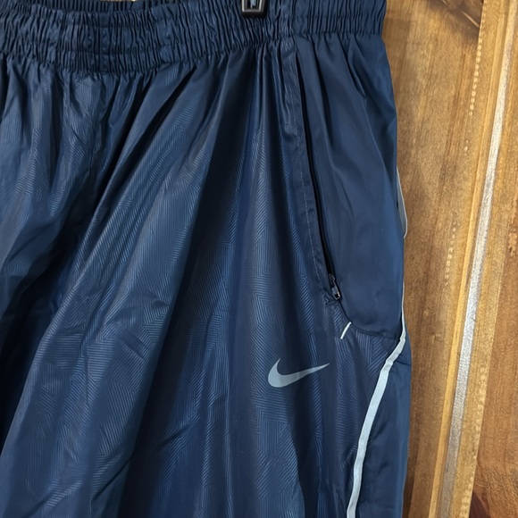 Men’s Nike warm-up pants, XL navy blue - Picture 2 of 12